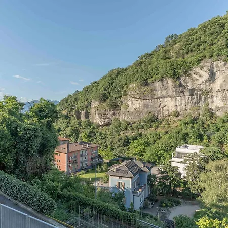 Free Parking Near Historic Center & Pet Friendly Ca Dei Gai Apartment Trento